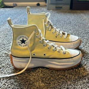 Women’s yellow Run Star hike converse